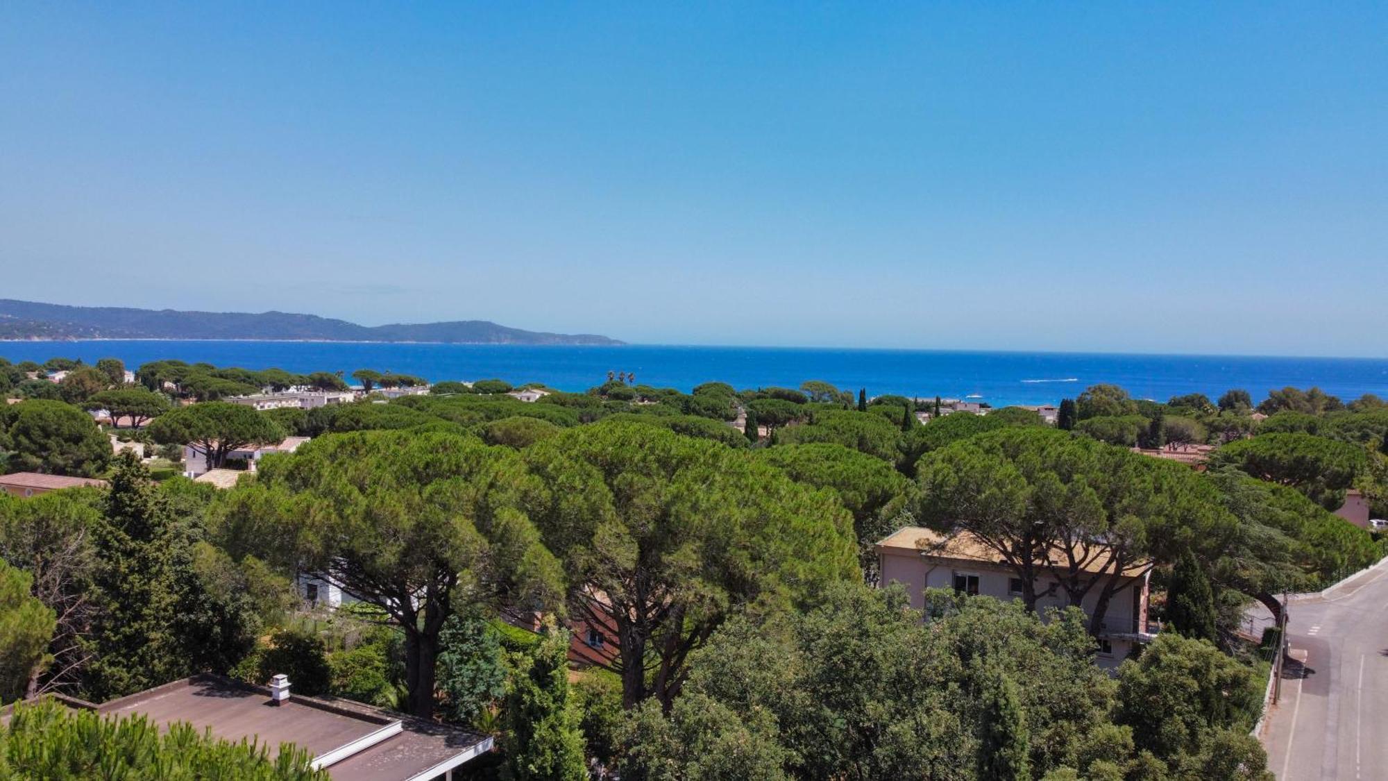 Appartement 1Ch Avec Terrasse Et Jardinet A 400M De La Plage キャバレール・シュル・メール エクステリア 写真